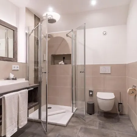 Garni Koelfhamm 3*